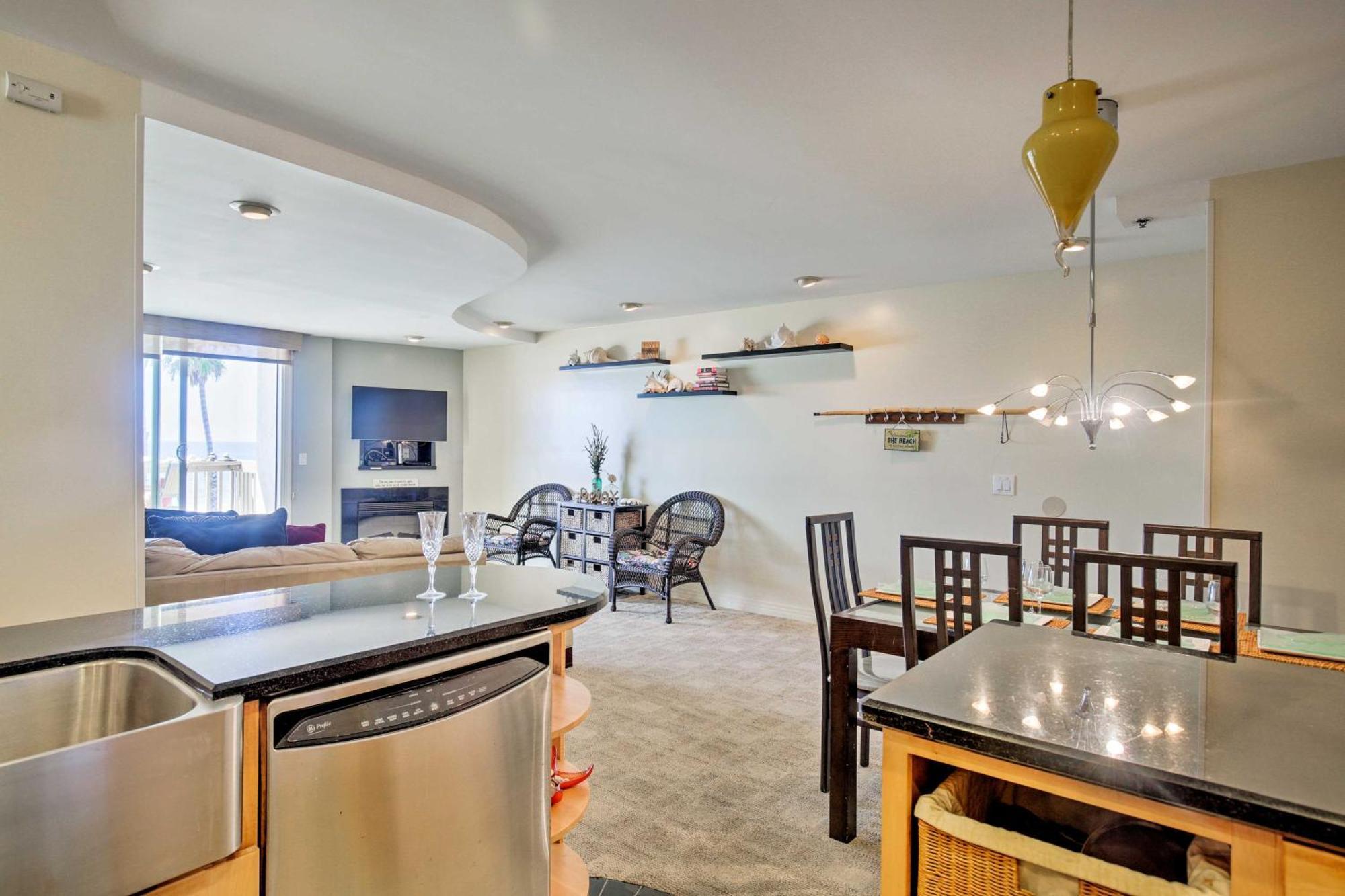 Beachfront Oceanside Condo With Pool And Hot Tub! Zewnętrze zdjęcie